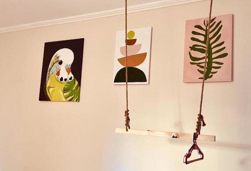 Quarto Deluxe com Sacada, Family Tree   Quiet Area  Self Check In