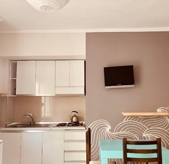 Escritório Deluxe, Family Tree   Quiet Area  Self Check In