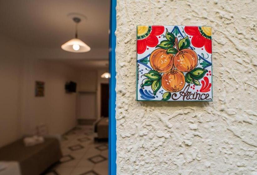 Quarto Quádruplo Estandar, Ada Hotel & Apartments