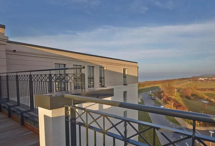 テラス付き１ベッドルームアパートメント, Aparthotel Waterkant Suites   Fewos Am Meer Mit Spa