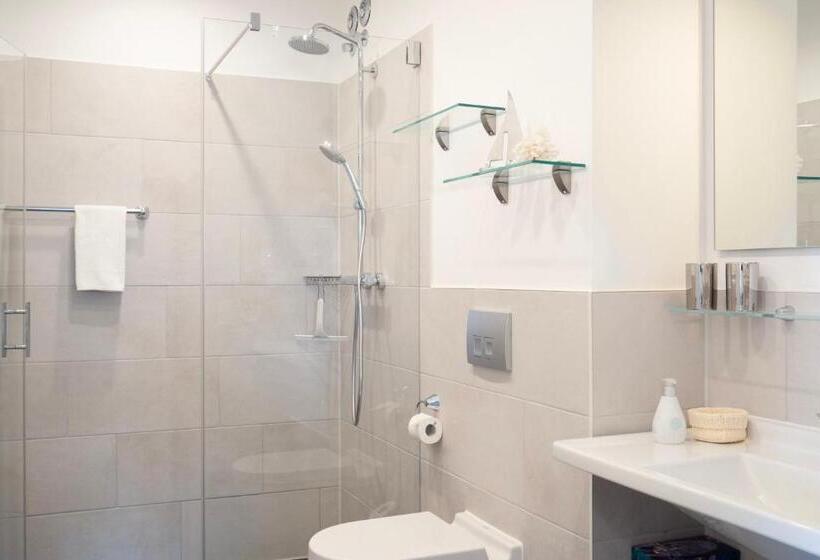 Апартаменты 1 Спальня, Aparthotel Waterkant Suites Fewos Am Meer Mit Spa