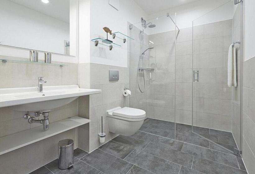 带1个卧室的带阳台的公寓, Aparthotel Waterkant Suites   Fewos Am Meer Mit Spa