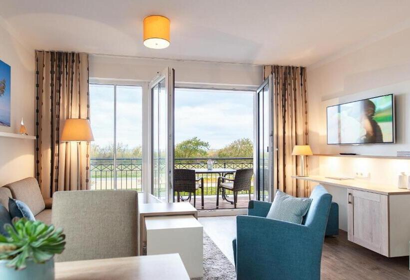Апартаменты 1 Спальня с Балконом, Aparthotel Waterkant Suites Fewos Am Meer Mit Spa