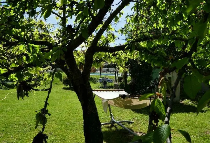 ２ベッドルームハウス, Gîte L Auguste Maison D Hôtes