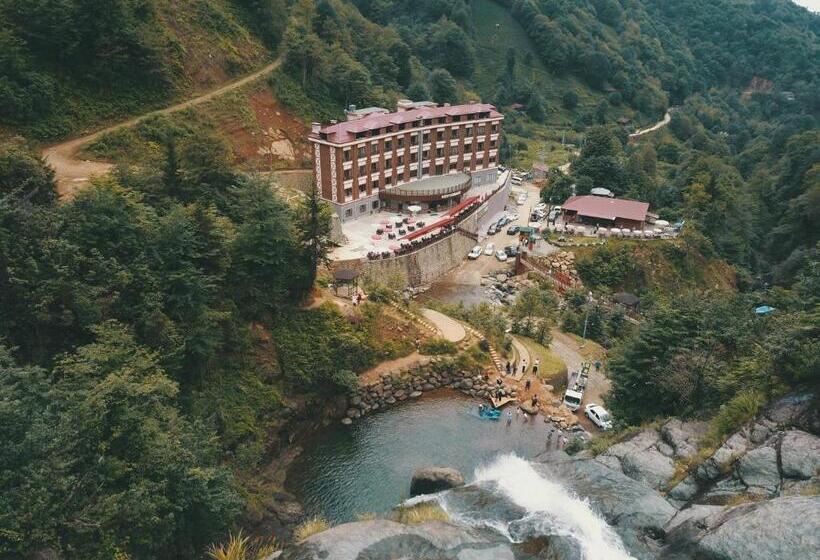 חדר סטנדרט יחיד, Grand şelale