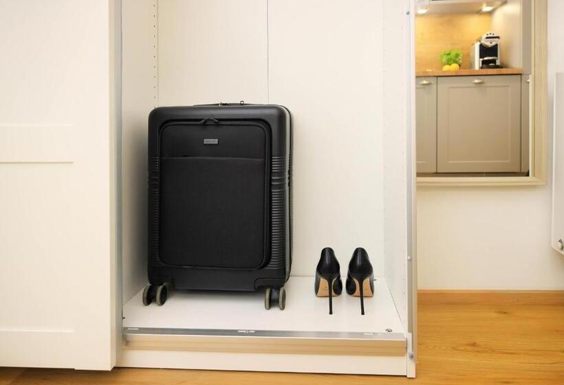 سوییت, Jimmy S Apartments Dandelion