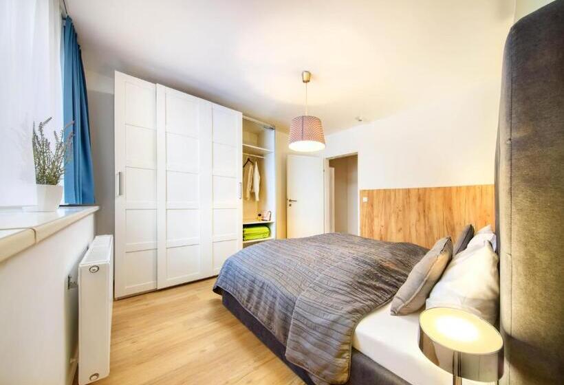 2 Bedroom Suite with Balcony, Jimmy S Apartments Dandelion