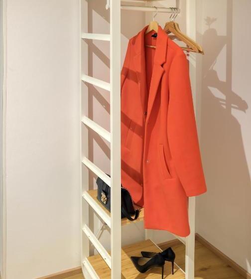 2 Bedroom Suite with Balcony, Jimmy S Apartments Dandelion