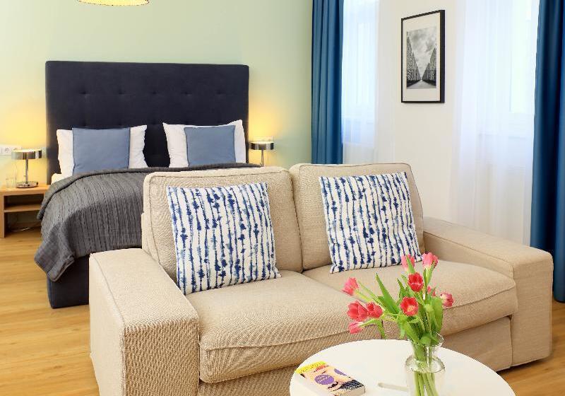 استودیو اجرایی, Jimmy S Apartments Dandelion