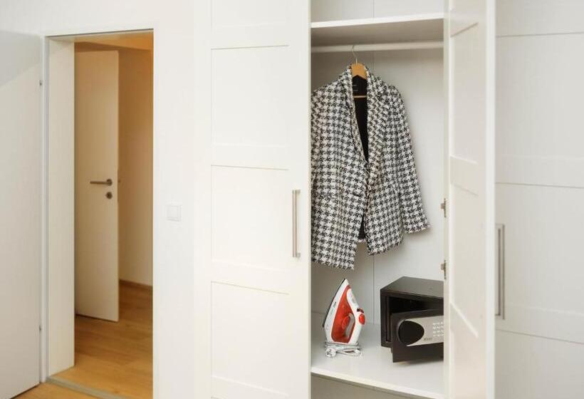 سوییت, Jimmy S Apartments Dandelion