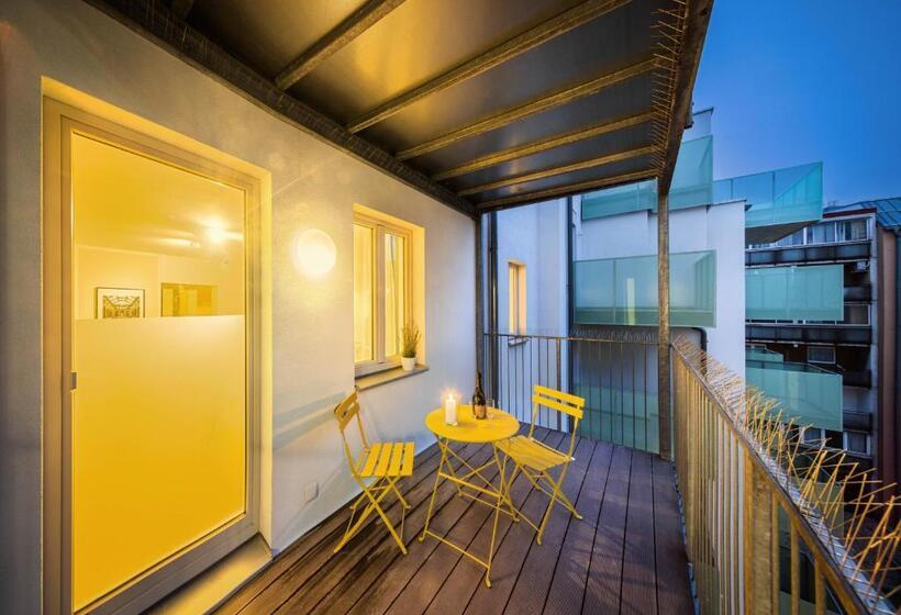 2 Bedroom Suite with Balcony, Jimmy S Apartments Dandelion