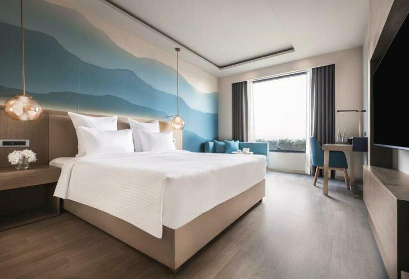 غرفة سوبيريور سرير كينج, Novotel Chandigarh Tribune Chowk