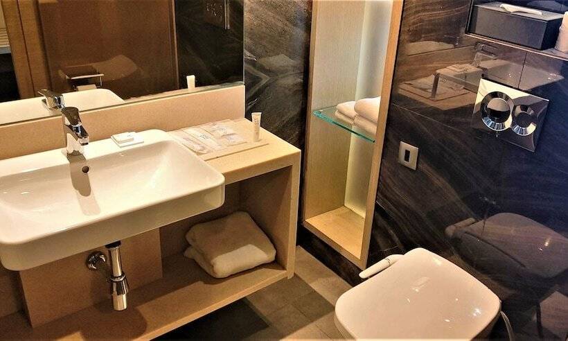 غرفة سوبيريور, Novotel Chandigarh Tribune Chowk