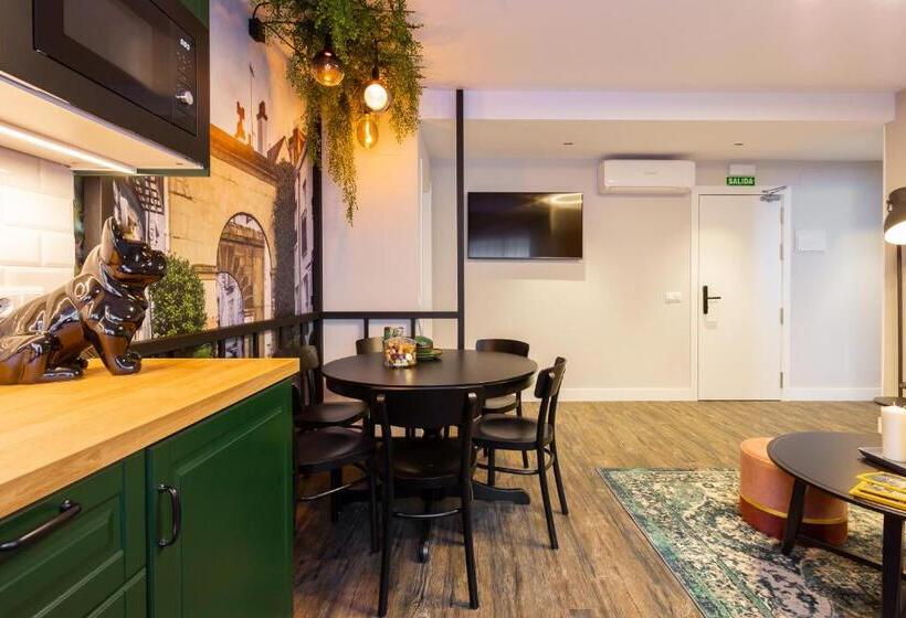 آپارتمان 3 خوابه, Fly Rooms Madrid Airport