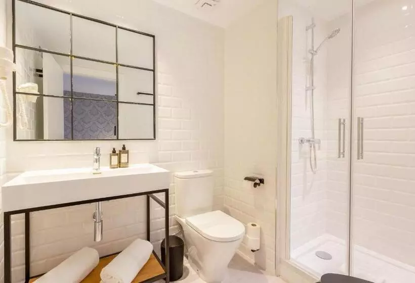 اتاق لوکس, Fly Rooms Madrid Airport