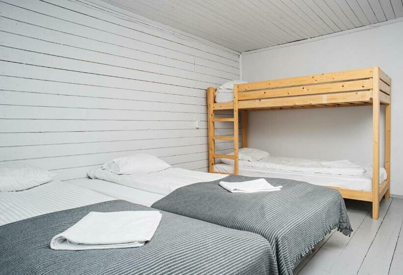 اتاق استاندارد چهار تخته, Poilsio Namai žuvėdra