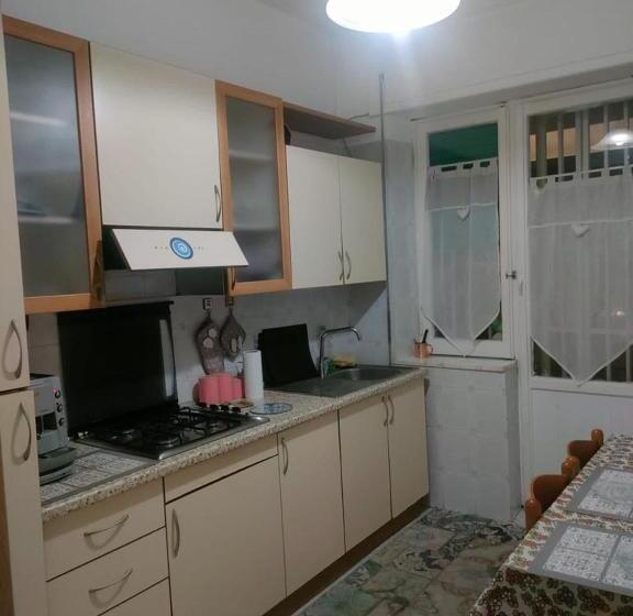 اتاق استاندارد سه نفره, B&b Stadio