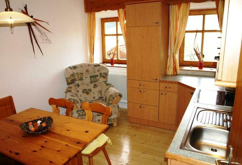 شقة غرفة واحدة, Biohof Bernhard