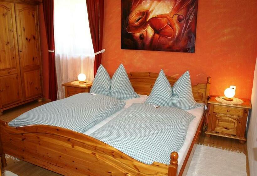 شقة غرفة واحدة, Biohof Bernhard