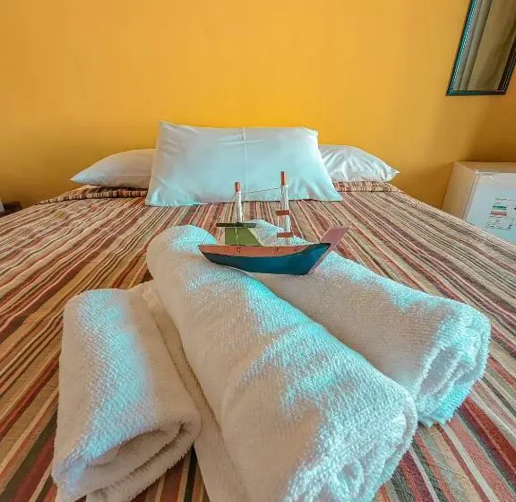 سوئیت با بالکن, Pousada Casa Da Marina