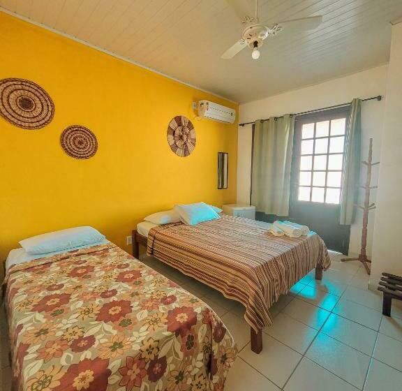 سوئیت با بالکن, Pousada Casa Da Marina