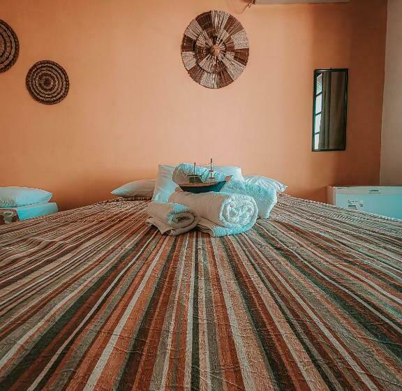 سوئیت با بالکن, Pousada Casa Da Marina