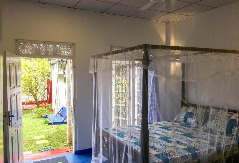 스탠다드 룸 가든 전망, Silvas Surf Home