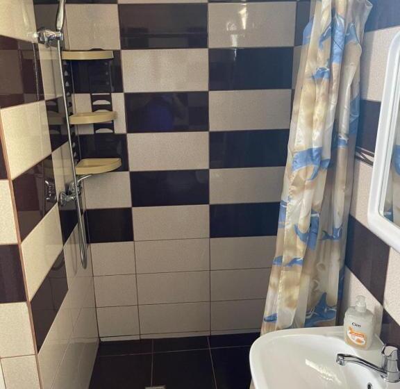 标准间, Villa Raul