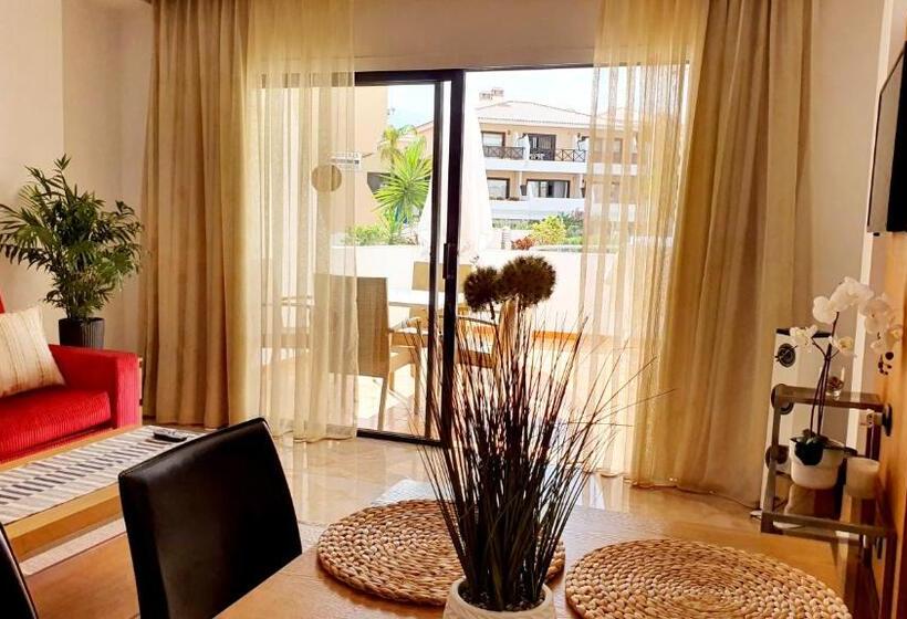 آپارتمان 1 خوابه با چشمانداز استخر, Sunshine Apartments