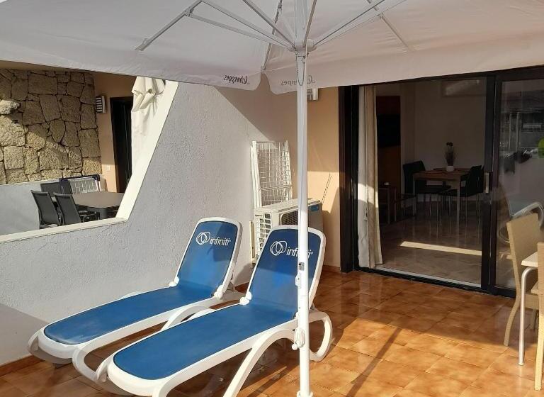 Апартаменты 1 Спальня Вид на Бассейн, Sunshine Apartments