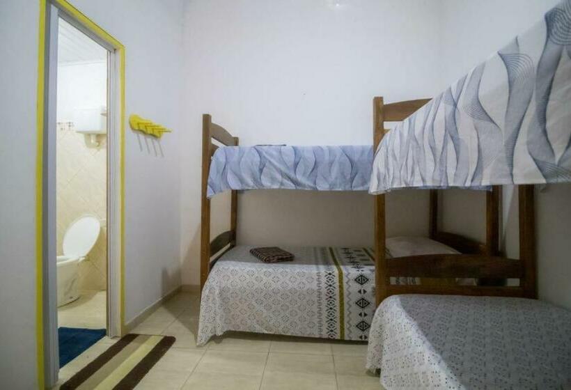 スタンダードルーム, Hostel Zig Zag Suítes