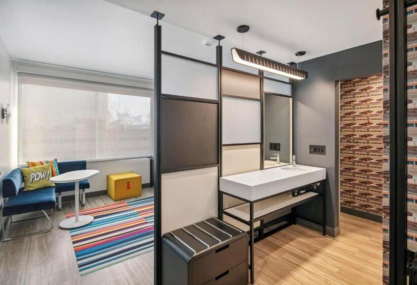 Стандартный Номер Кровать Кинг, Aloft Anchorage