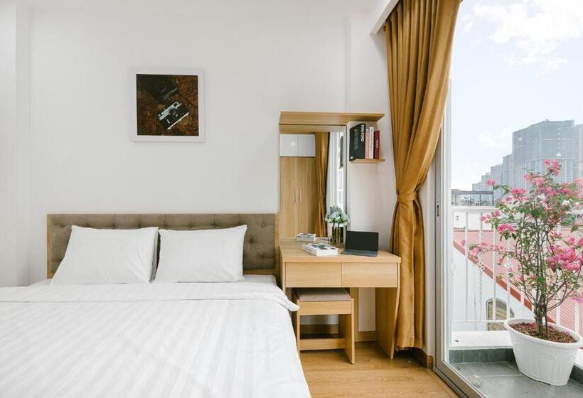 Standard Studio with Balcony, The Euphoria Hanoi