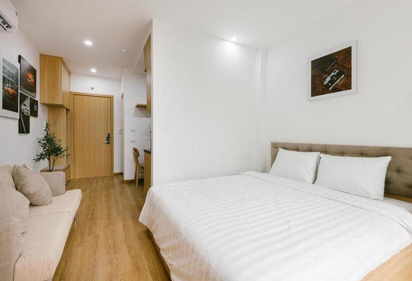 Standard Studio with Balcony, The Euphoria Hanoi