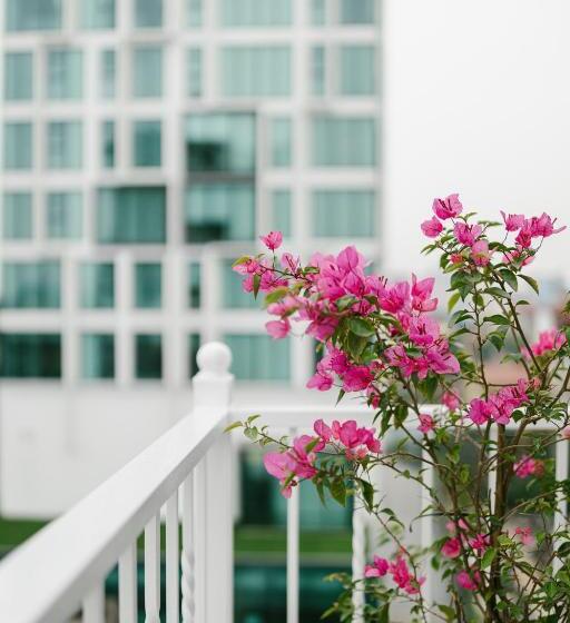 Standard Studio with Balcony, The Euphoria Hanoi