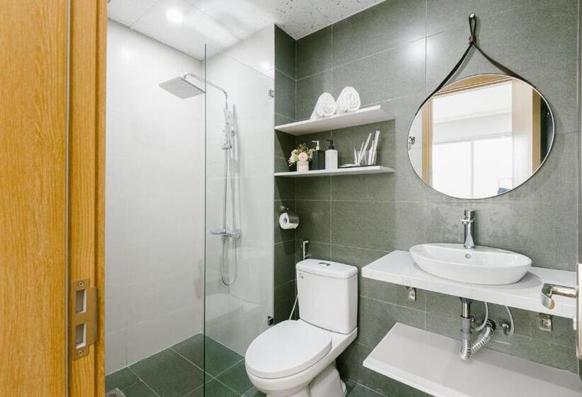 2 Bedroom Apartment, The Euphoria Hanoi