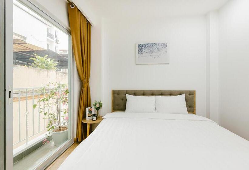 2 Bedroom Apartment, The Euphoria Hanoi