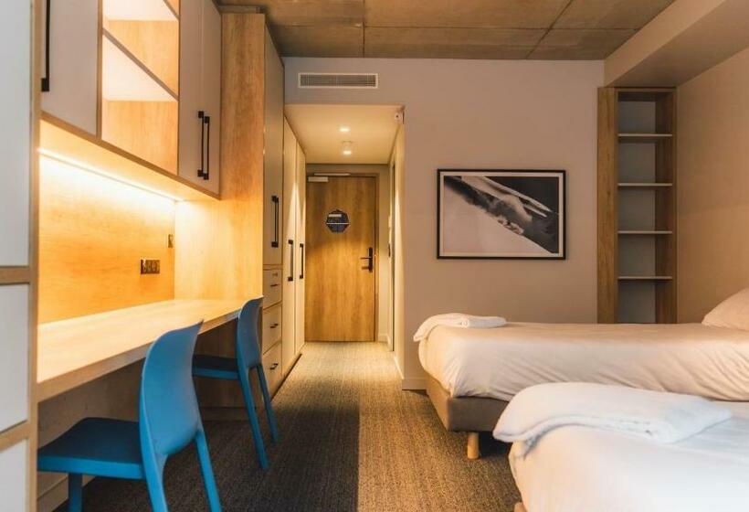 اتاق استاندارد با چشمانداز, Apex2100 International Ski Academy Tignes