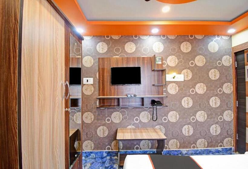 Triple Classic Room, Collection O The Heaven Inn