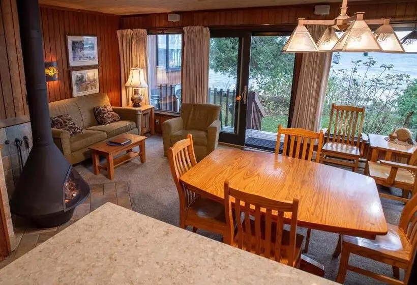 ツーベッドルーム　ヴィラ, Lutsen Sea Villas