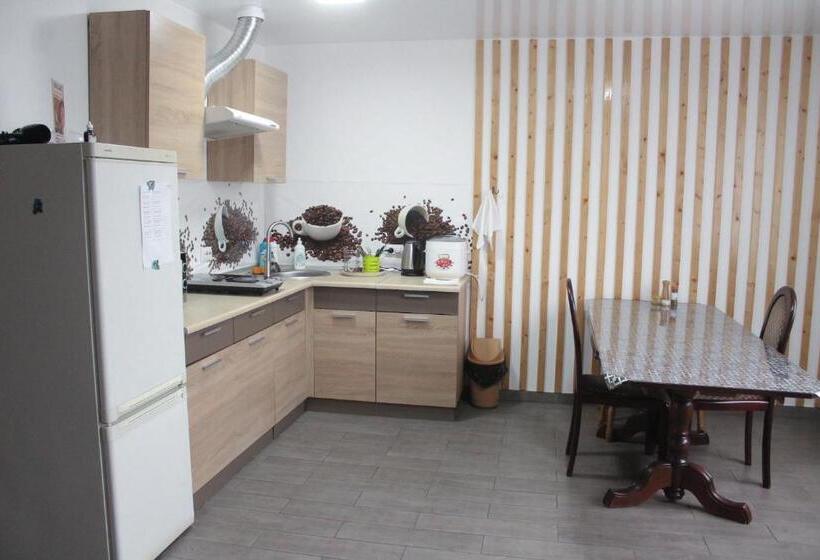 Номер Стандарт с Балконом, котедж Uko