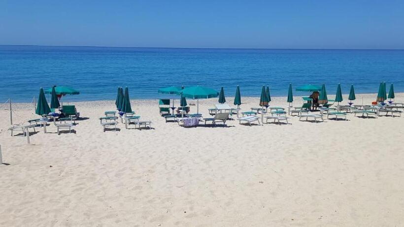 آپارتمان 1 خوابه, Villaggio Residence Emmesse