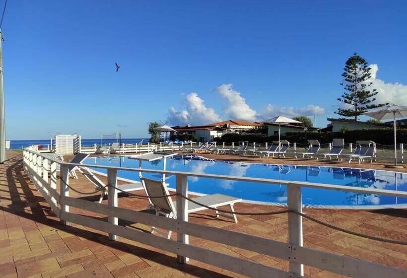 آپارتمان 1 خوابه, Villaggio Residence Emmesse