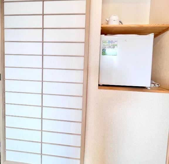 基本间, 民泊 古