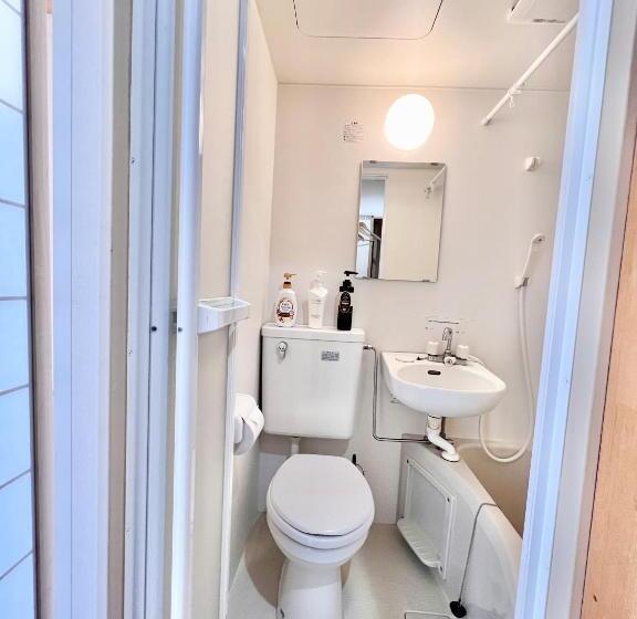 基本间, 民泊 古