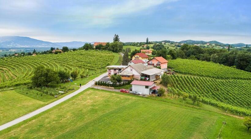 اتاق استاندارد با تراس, Guesthouse Prenočišča širec