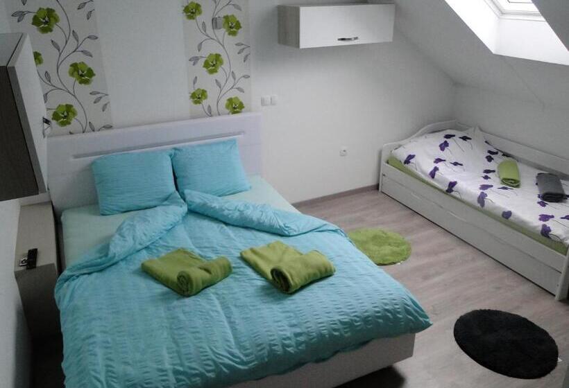 اتاق استاندارد سه نفره, Guesthouse Prenočišča širec