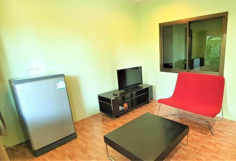 スタンダードルーム, Chalong Stay Well By Palai Seafood