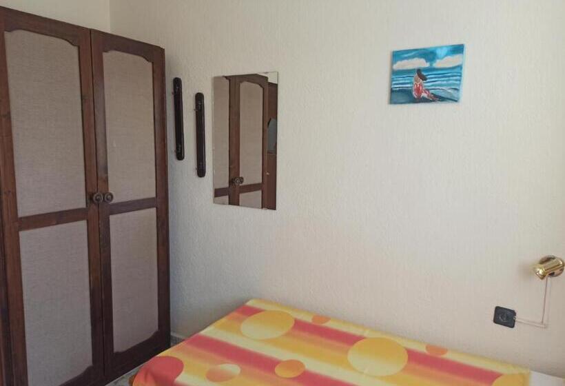 غرفة قياسية حمام مشترك, къща за гости василеви синеморец Guest House Vasilevi Sinemorets