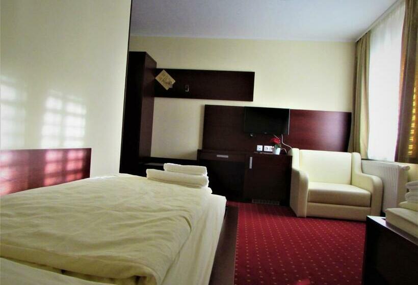 اتاق اکونومی, Gostišče Zvezda Ljutomer